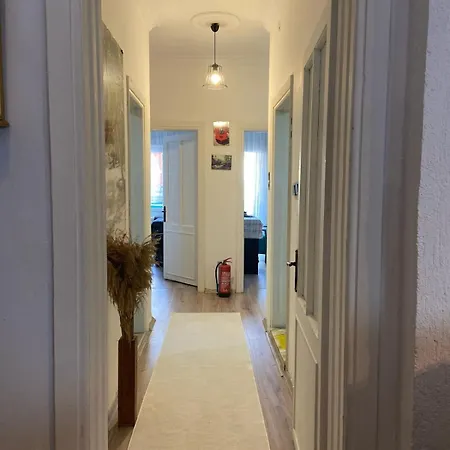 Apartmán Authentic Detached House In Center *