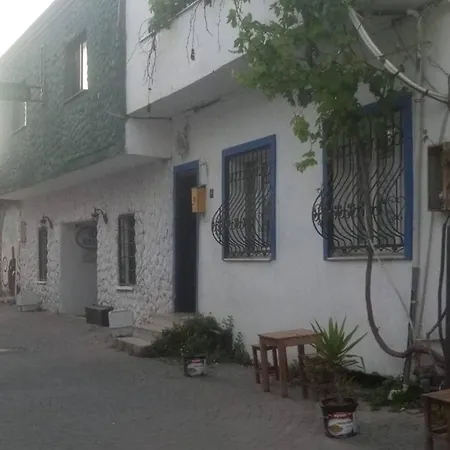 Apartamento Authentic Detached House In Center Kusadası
