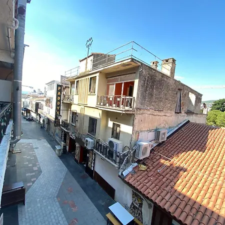 Authentic Detached House In Center Appartement