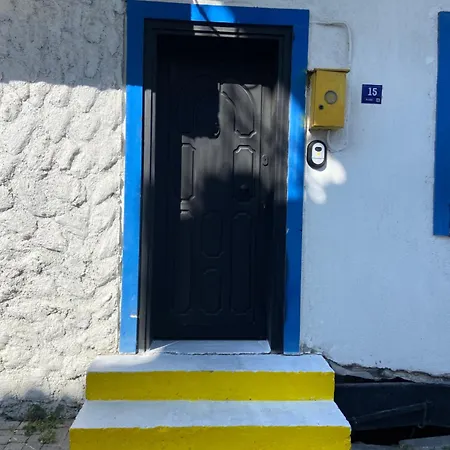 Authentic Detached House In Center * Kusadası