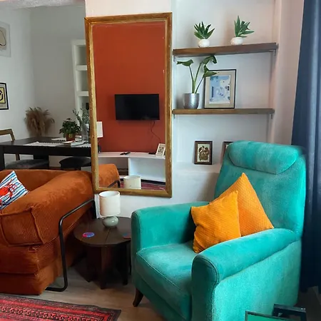Authentic Detached House In Center * Kusadası