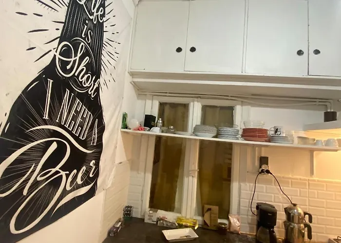 Authentic Detached House In Center * Κουσάντασι